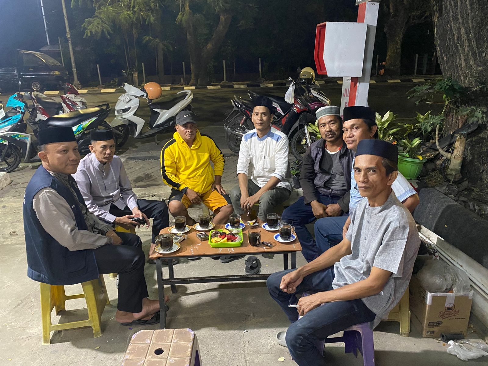 Usai Maulid, Lembang Squad Lanjutkan Koordinasi di Bawah Hangatnya Kopi Malam